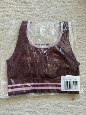 NWT Penn Seamless Sports Bra Ribbed Windsor Wine Medium